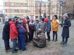Учащиеся МАОУ "СОШ №104" провели экскурсию по Кировке 